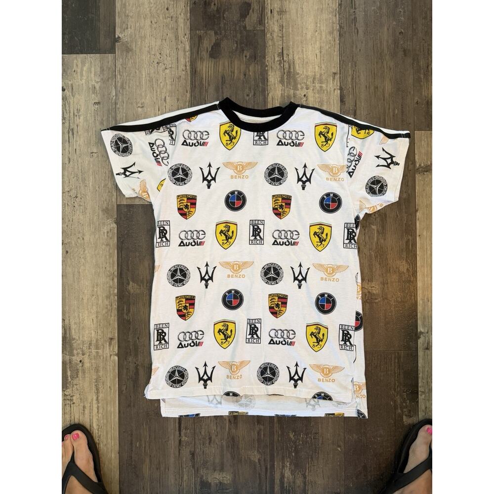 Bleeker & Mercer Auto Emblem Illusion T-Shirt Mens M Spoof Merceres Demz